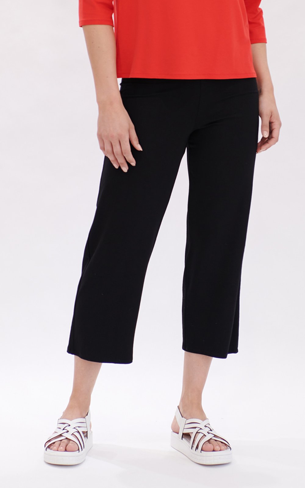 3/4 Pant product photo.