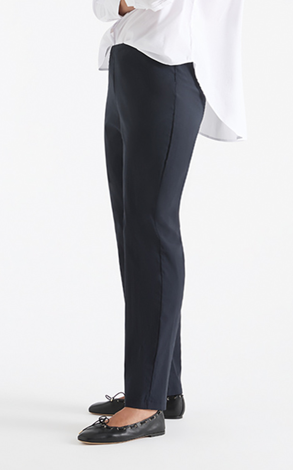 Straight Pant product photo.