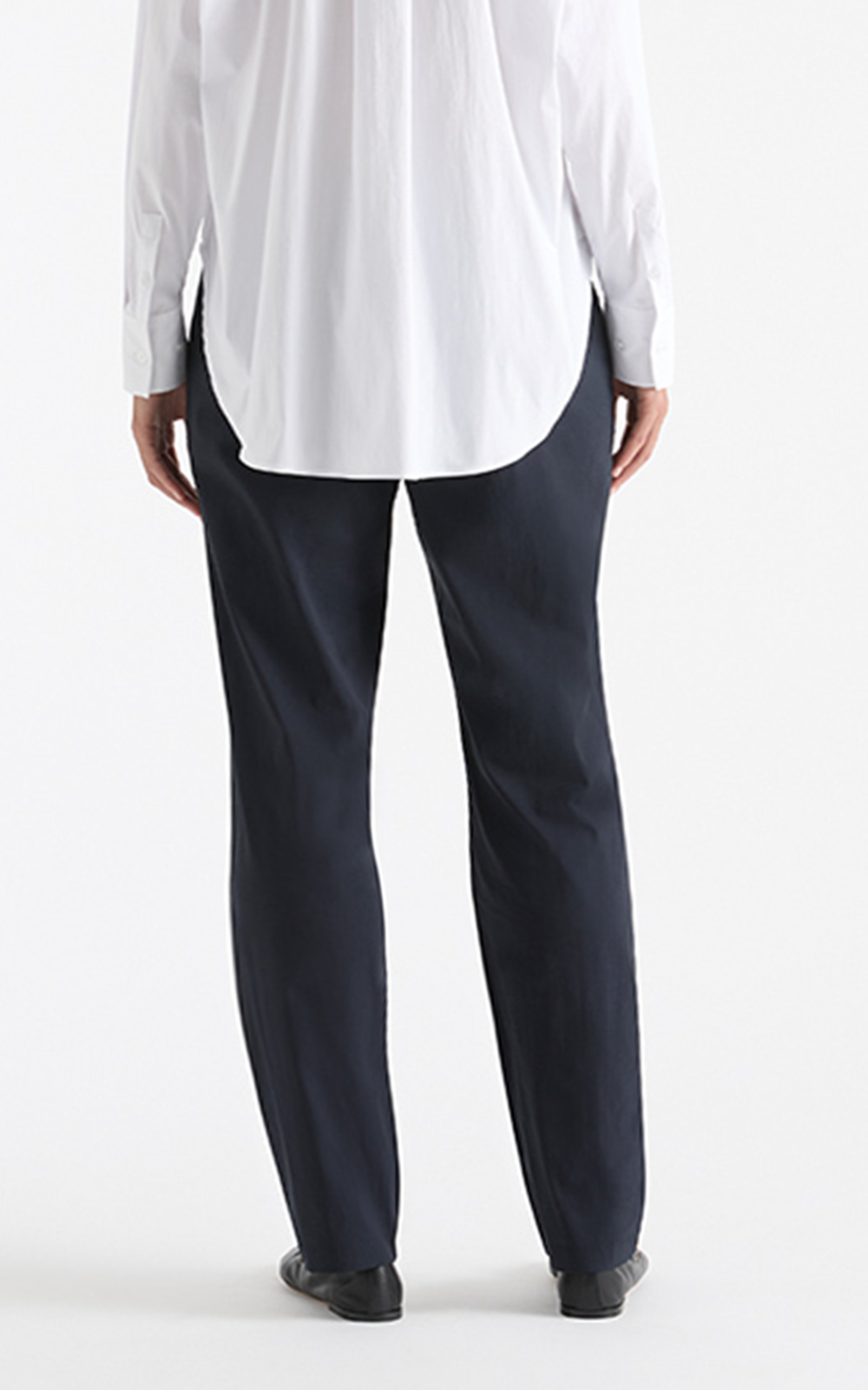 Straight Pant product photo.