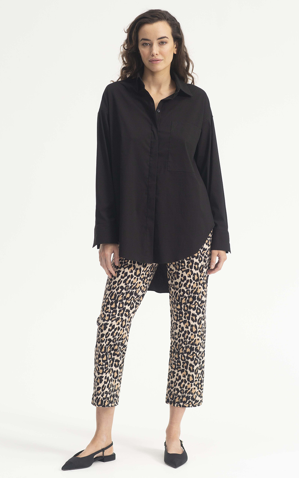 Cropped Animal Pant product photo.