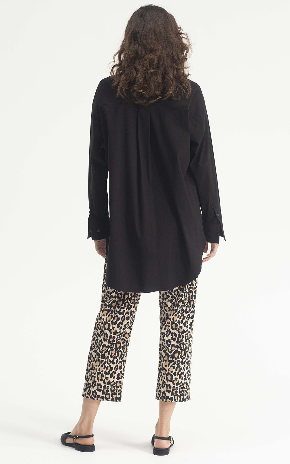 Cropped Animal Pant product photo.