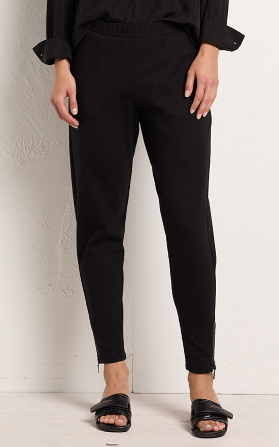 Zip Stiletto Pant product photo.