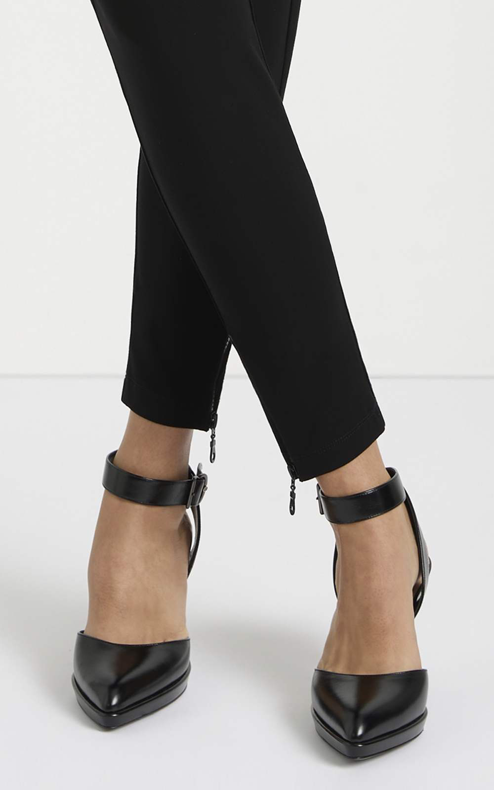 Zip Stiletto Pant product photo.