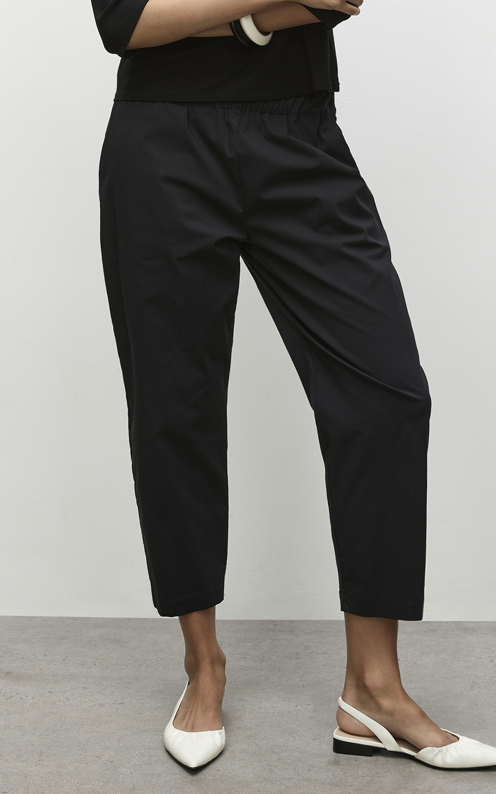 Nomad Pant product photo.