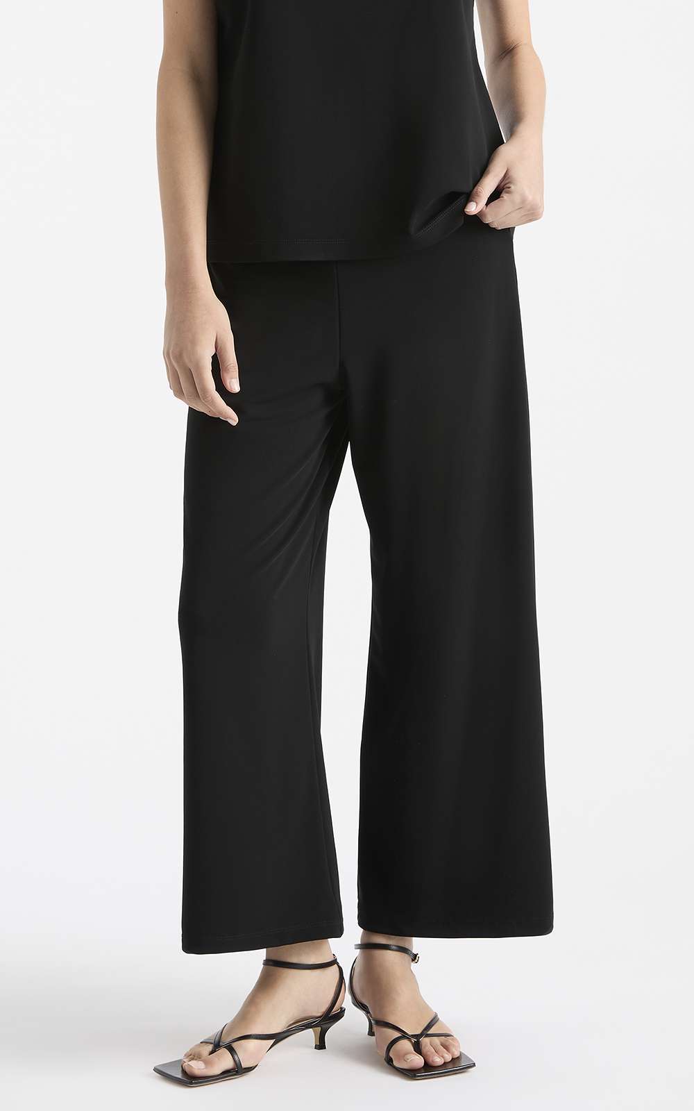 Crop Palazzo Pant product photo.