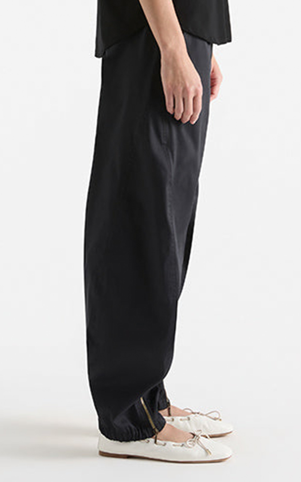 Crop Club Pant product photo.