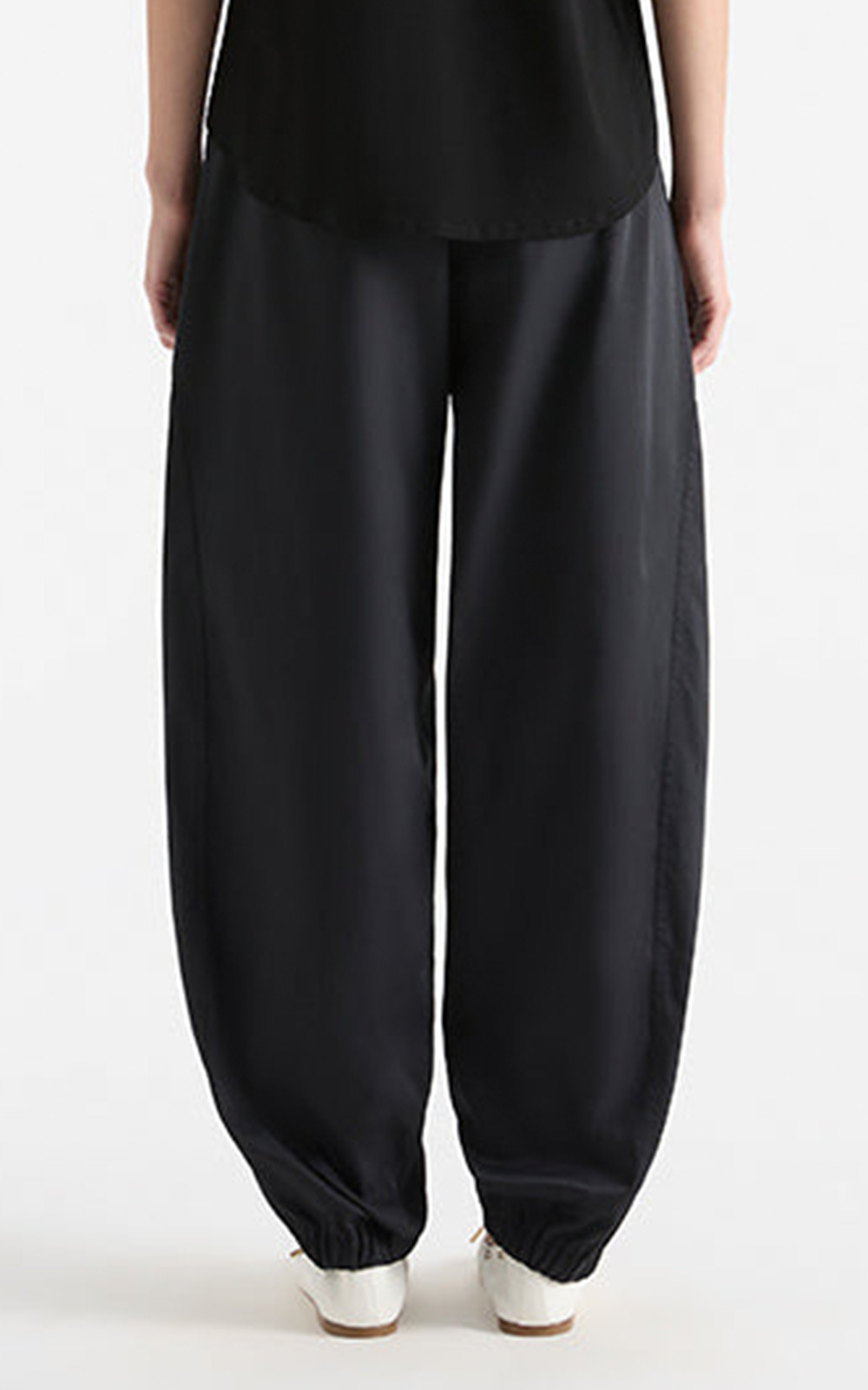 Crop Club Pant product photo.