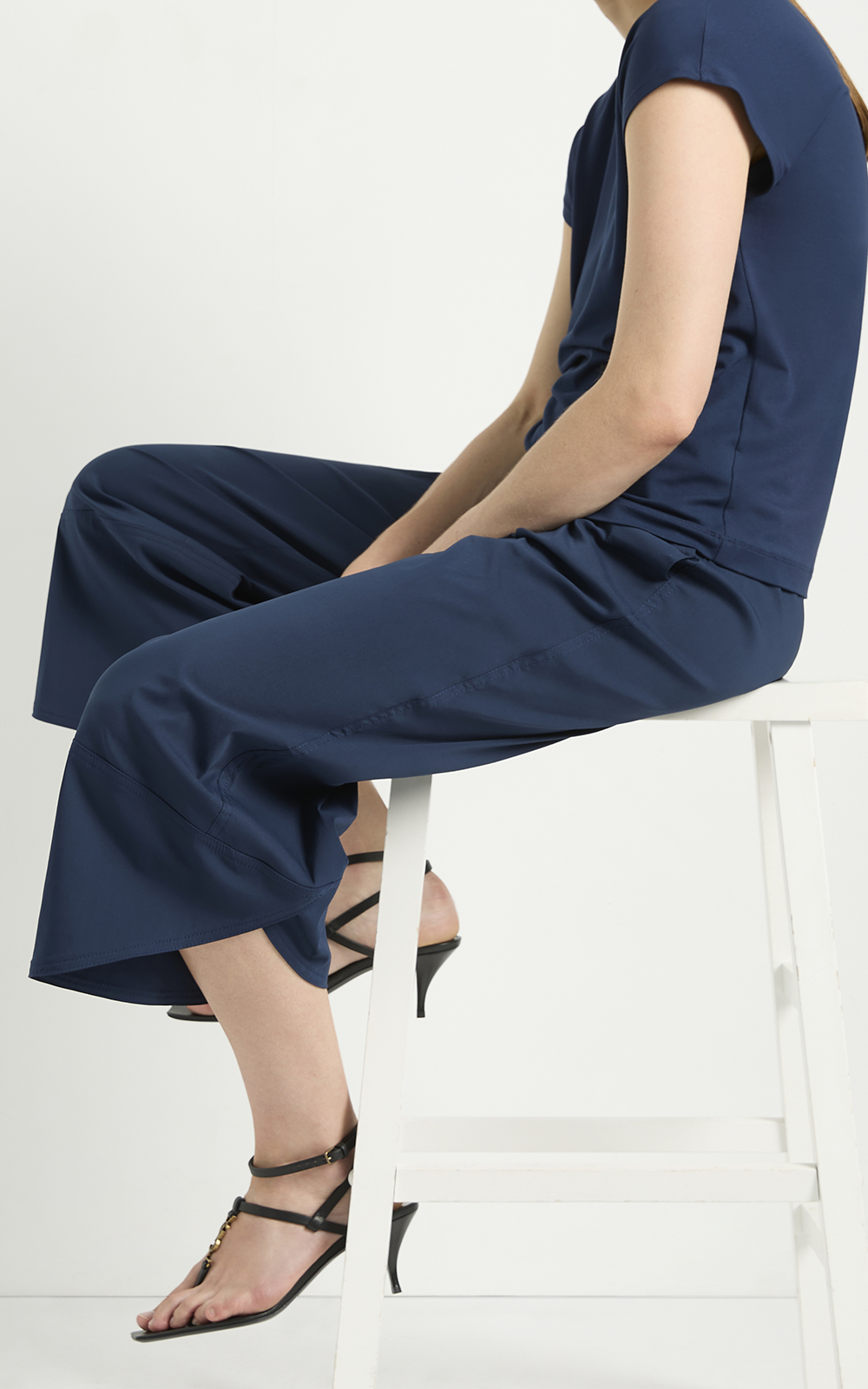 Bevel Pant product photo.