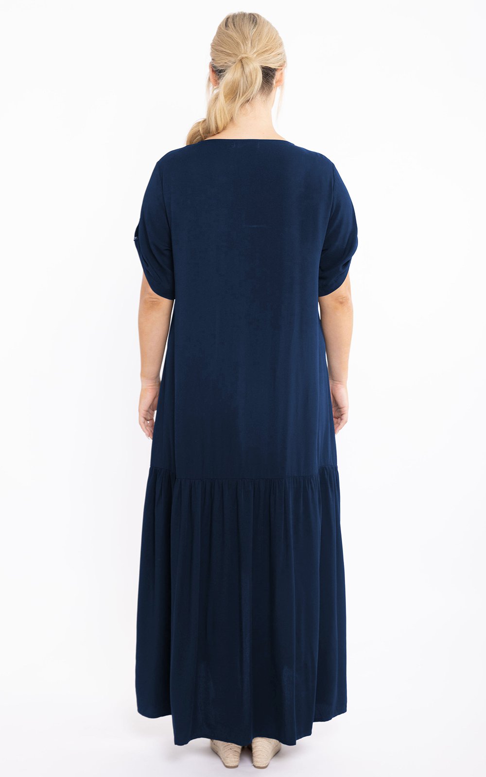 S/S Peak Maxi Dress product photo.