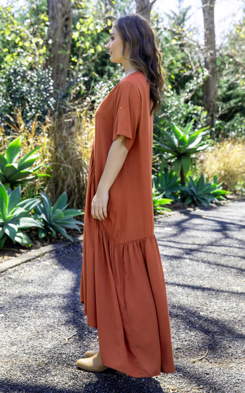 S/S Peak Maxi Dress product photo.