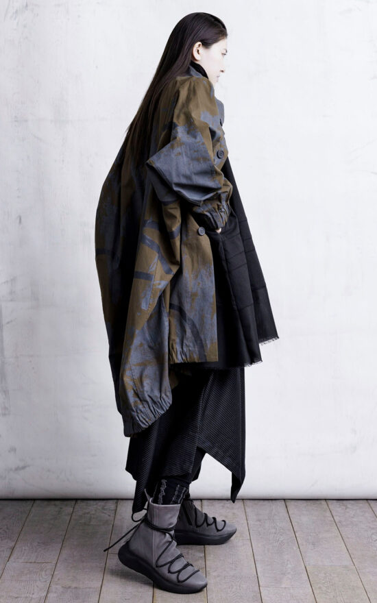 Ofukei Coat product photo.