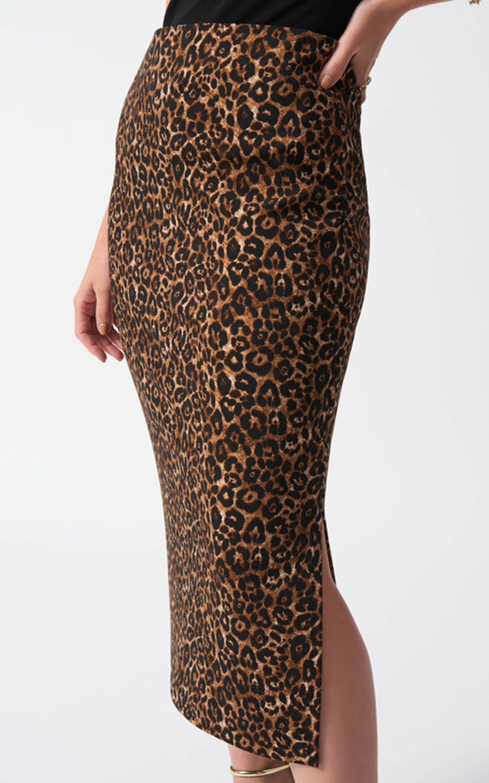 Leopard Skirt product photo.