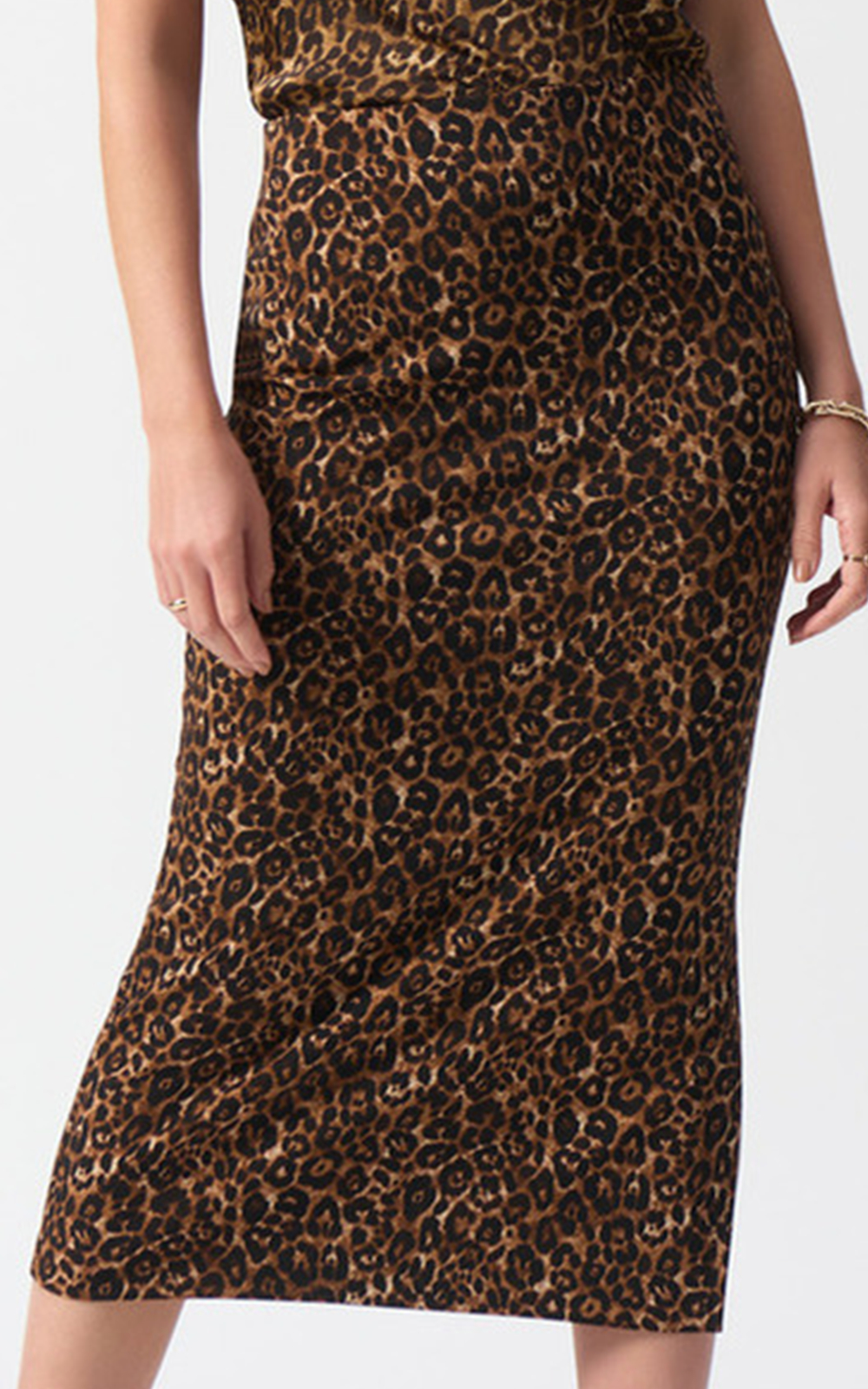 Leopard Skirt product photo.