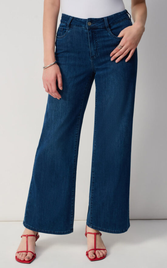 Goldie Wide Leg Jean product photo.