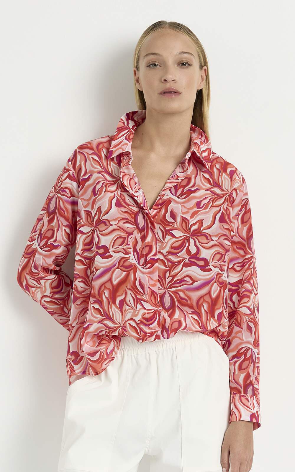 Soft Shirt In Tangello Print product photo.