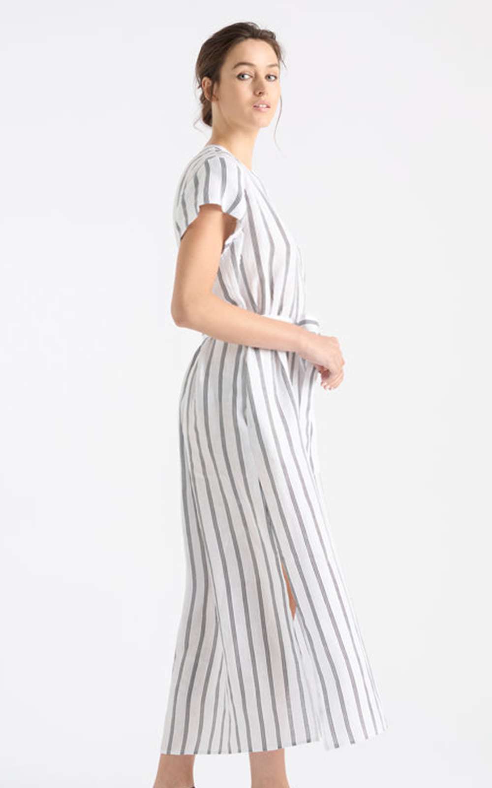 Shell Dress In Tri Stripe Linen product photo.