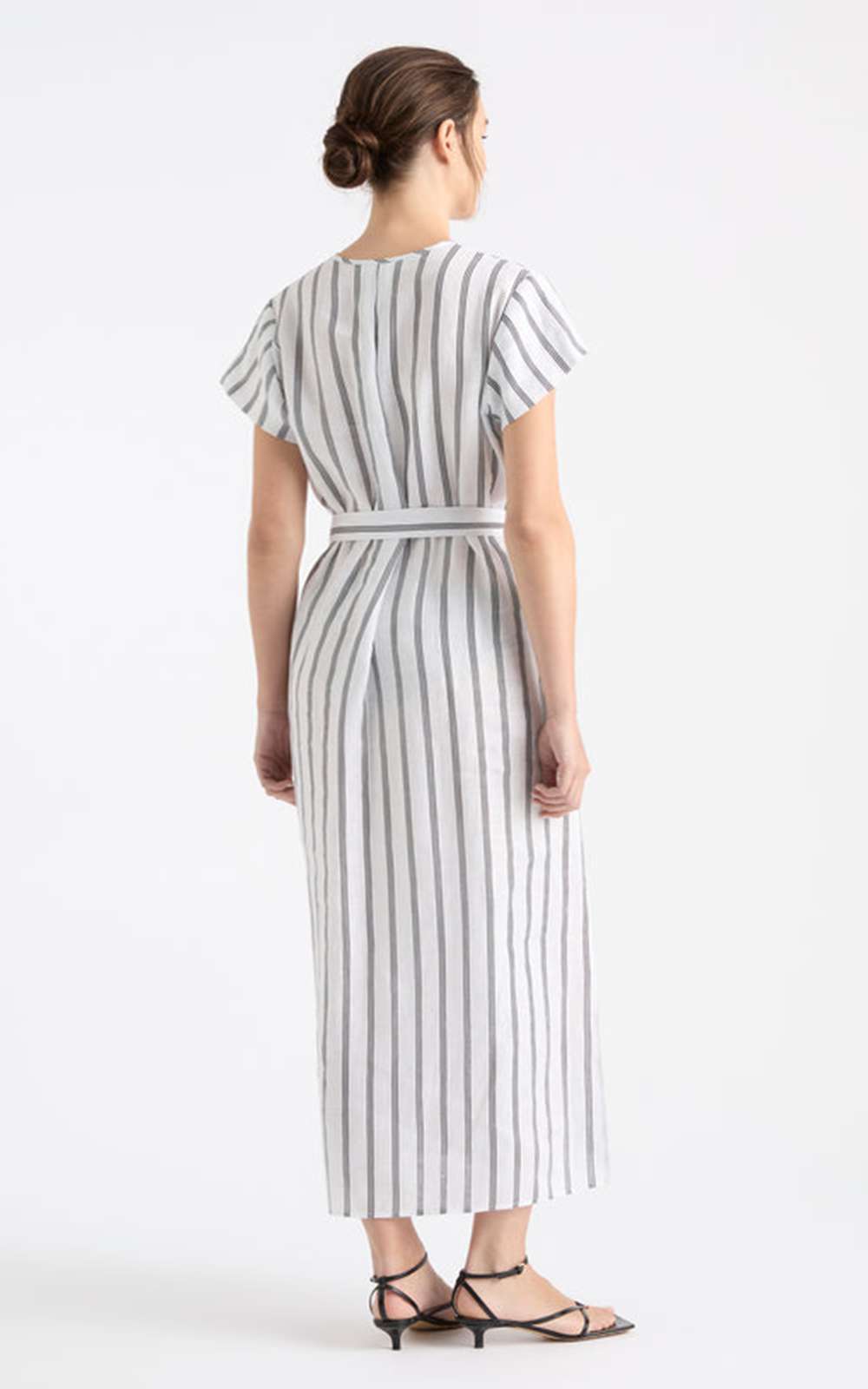 Shell Dress In Tri Stripe Linen product photo.