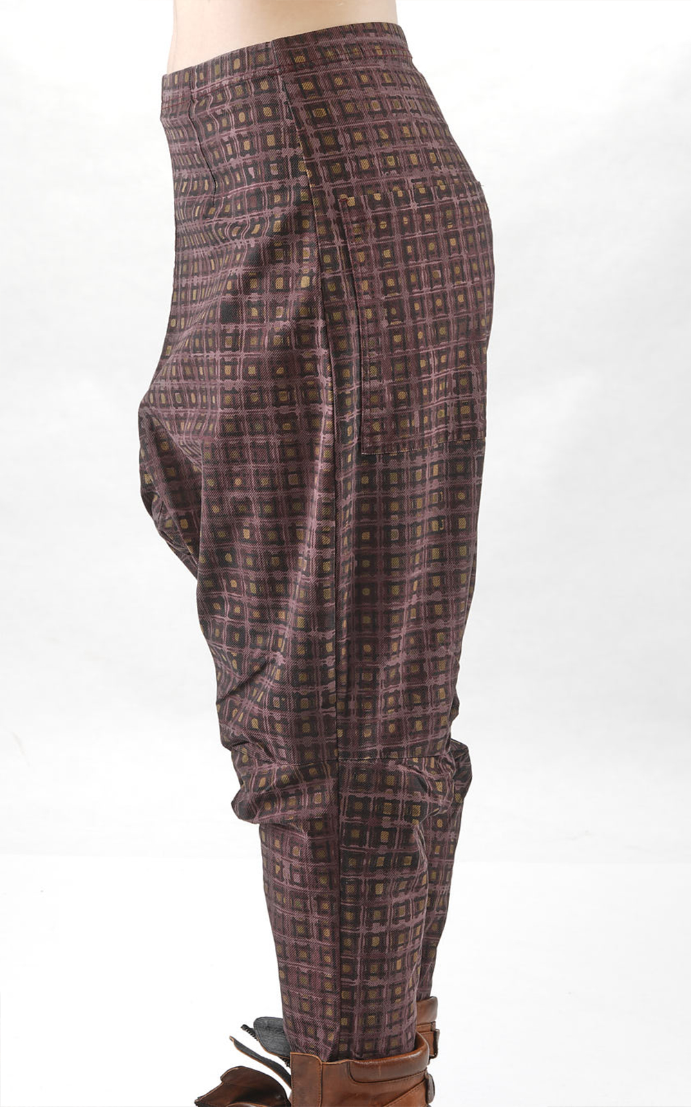 Check Box Pant product photo.