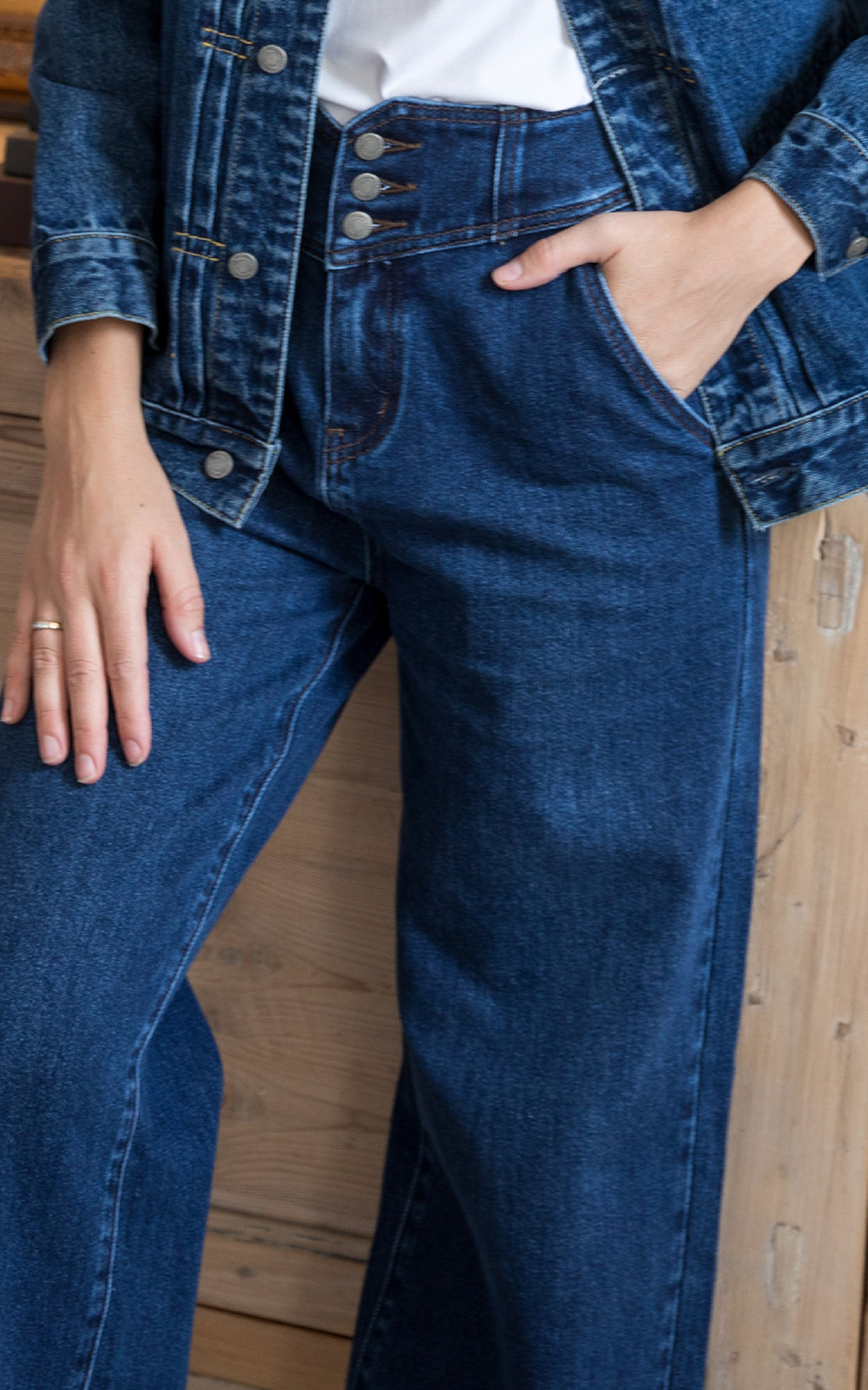 Wide Leg Jean  product photo.