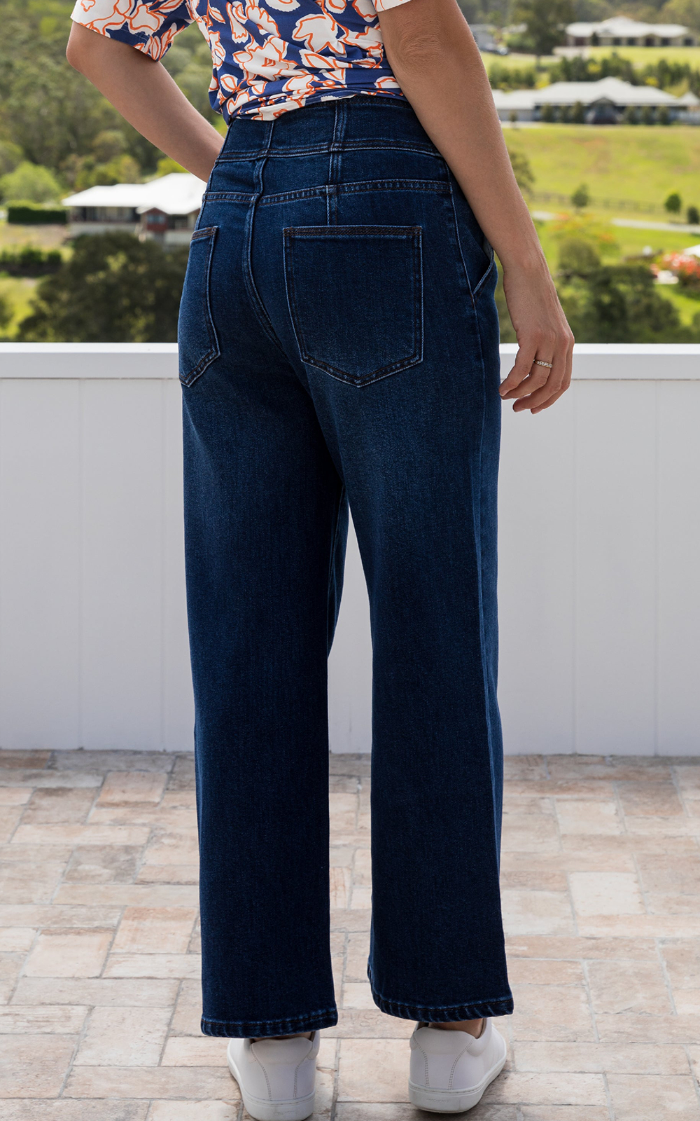 Wide Leg Jean  product photo.