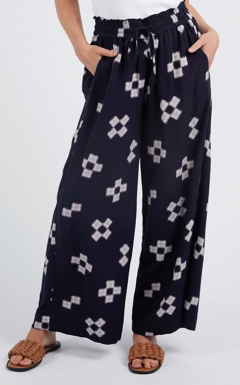 Positano Pant product photo.