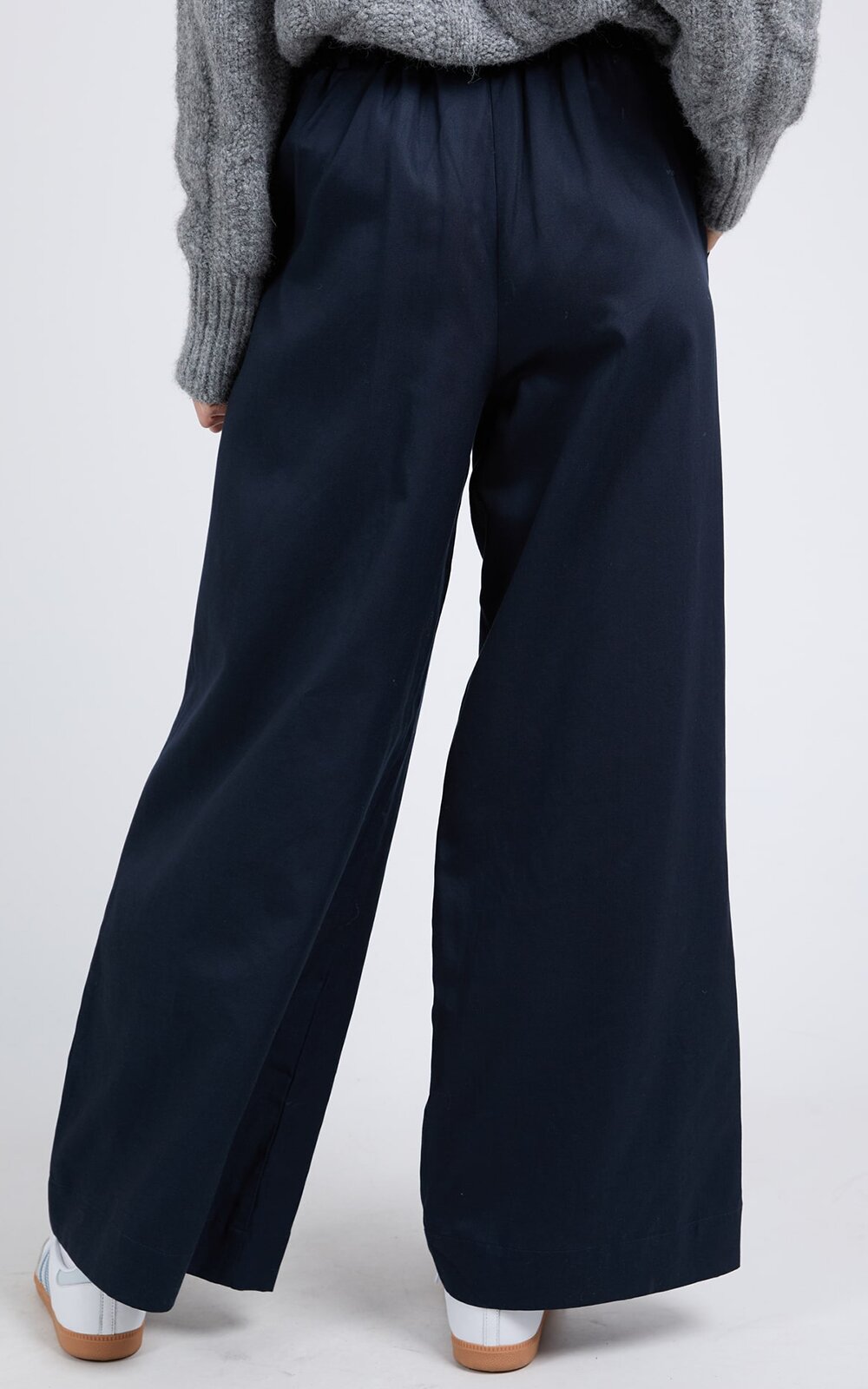 Darcy Pant  product photo.