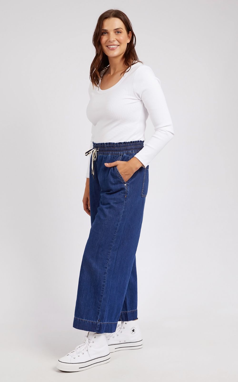 Greta Wide Leg Pant product photo.