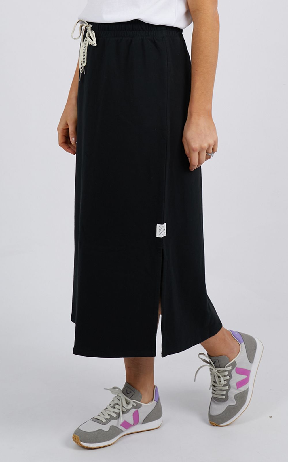 Travel Skirt product photo.