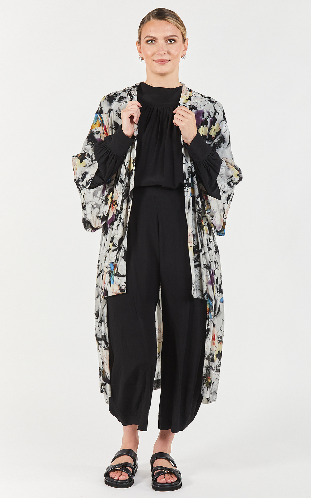 Kingfisher Kimono product photo.