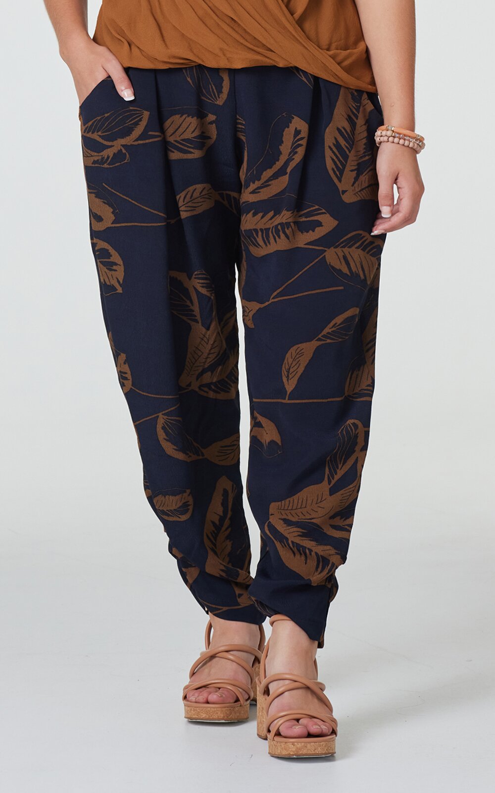 Shisho Print Pant product photo.