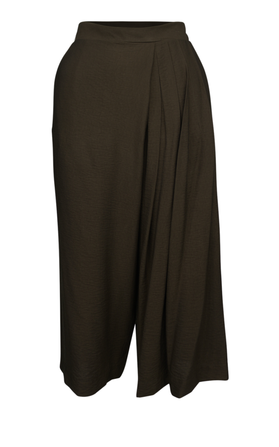 Ginza Pleat Pant product photo.