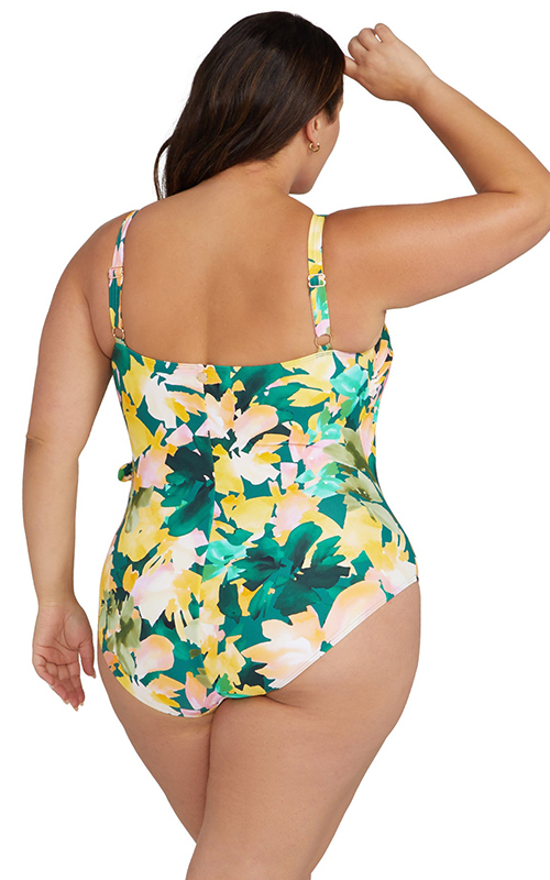 Hayes Underwire D-Dd Cup One Piece product photo.