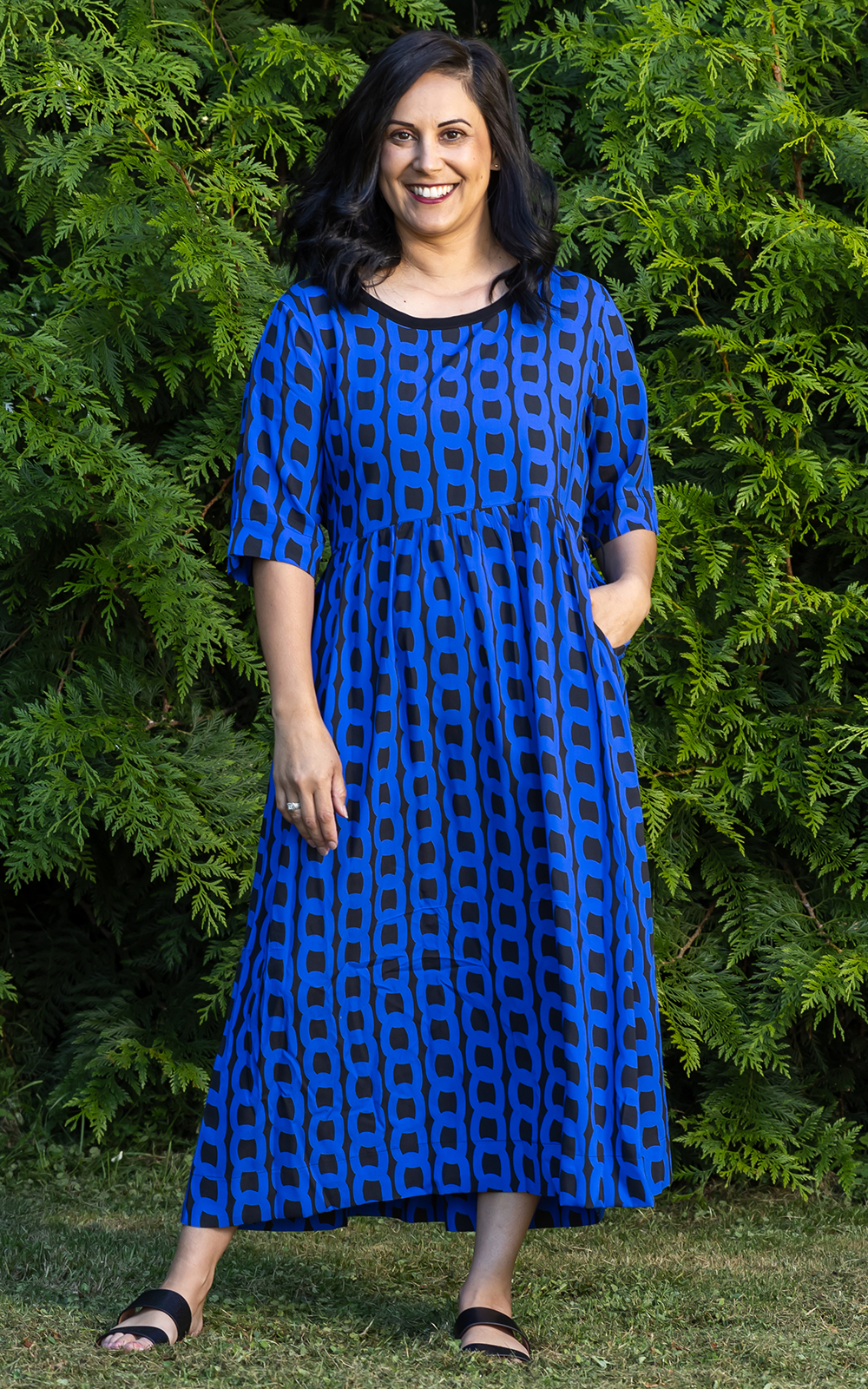 Tarbana Dress Blue Chain product photo.