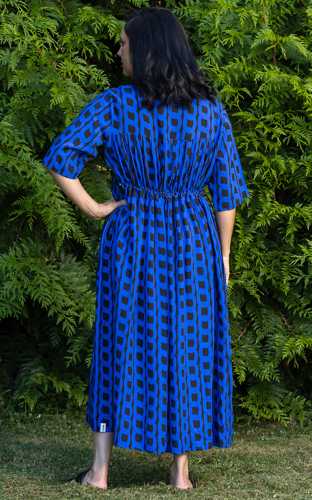 Tarbana Dress Blue Chain product photo.