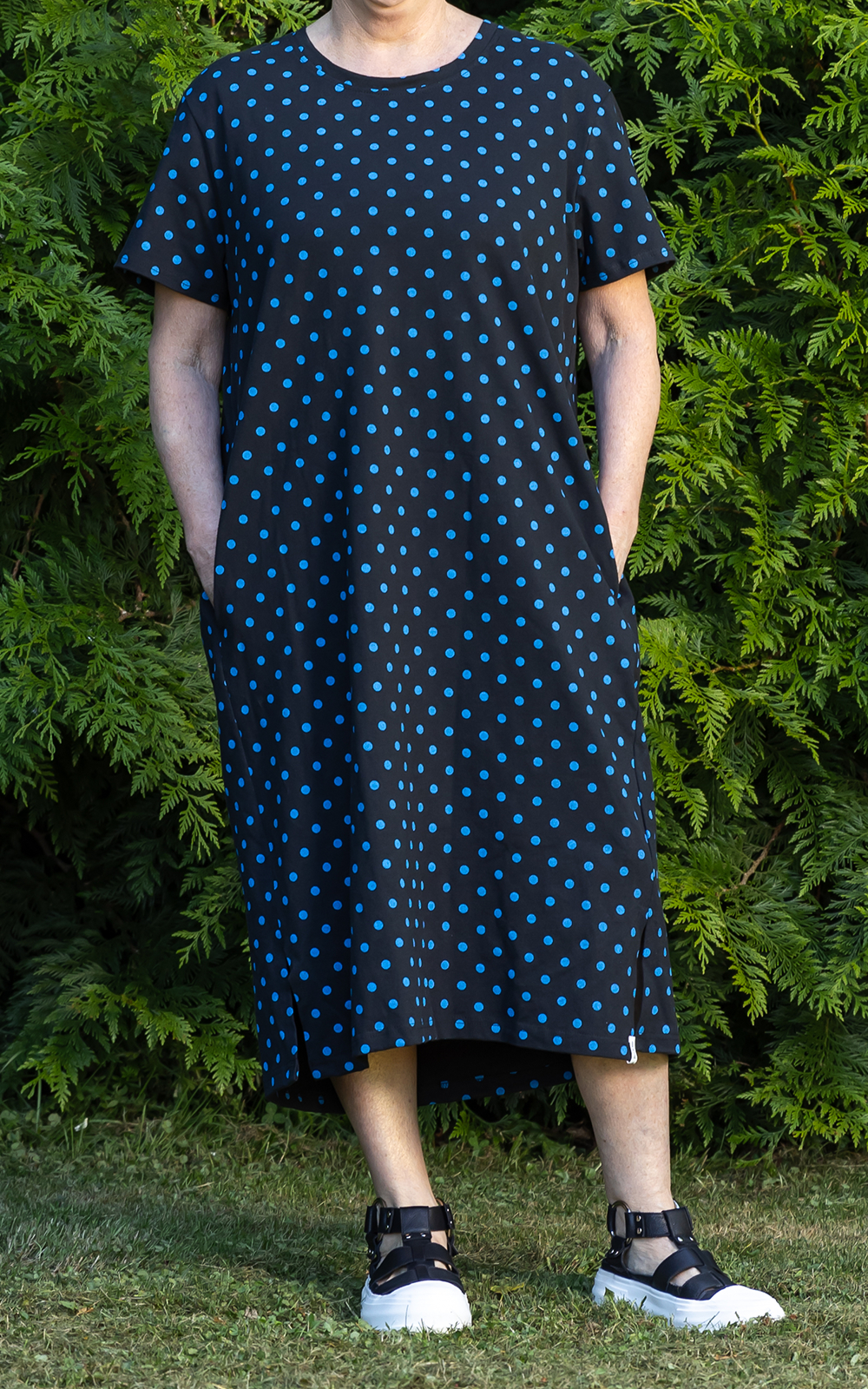 Zefer Dress Blue Spot product photo.