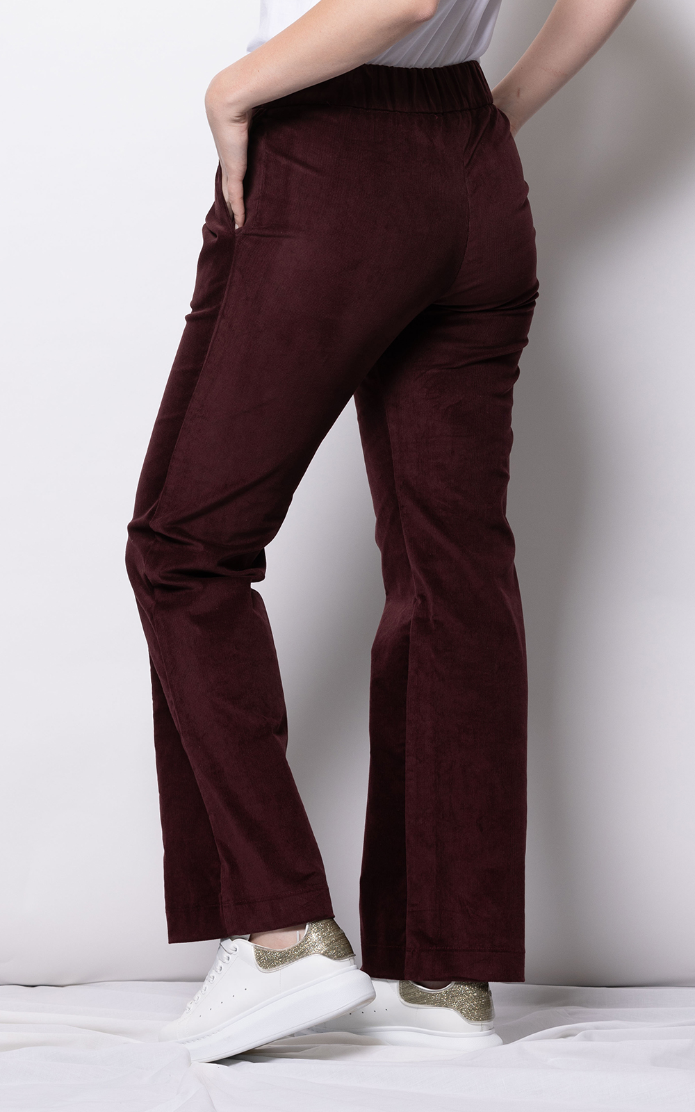 Icon Pant product photo.