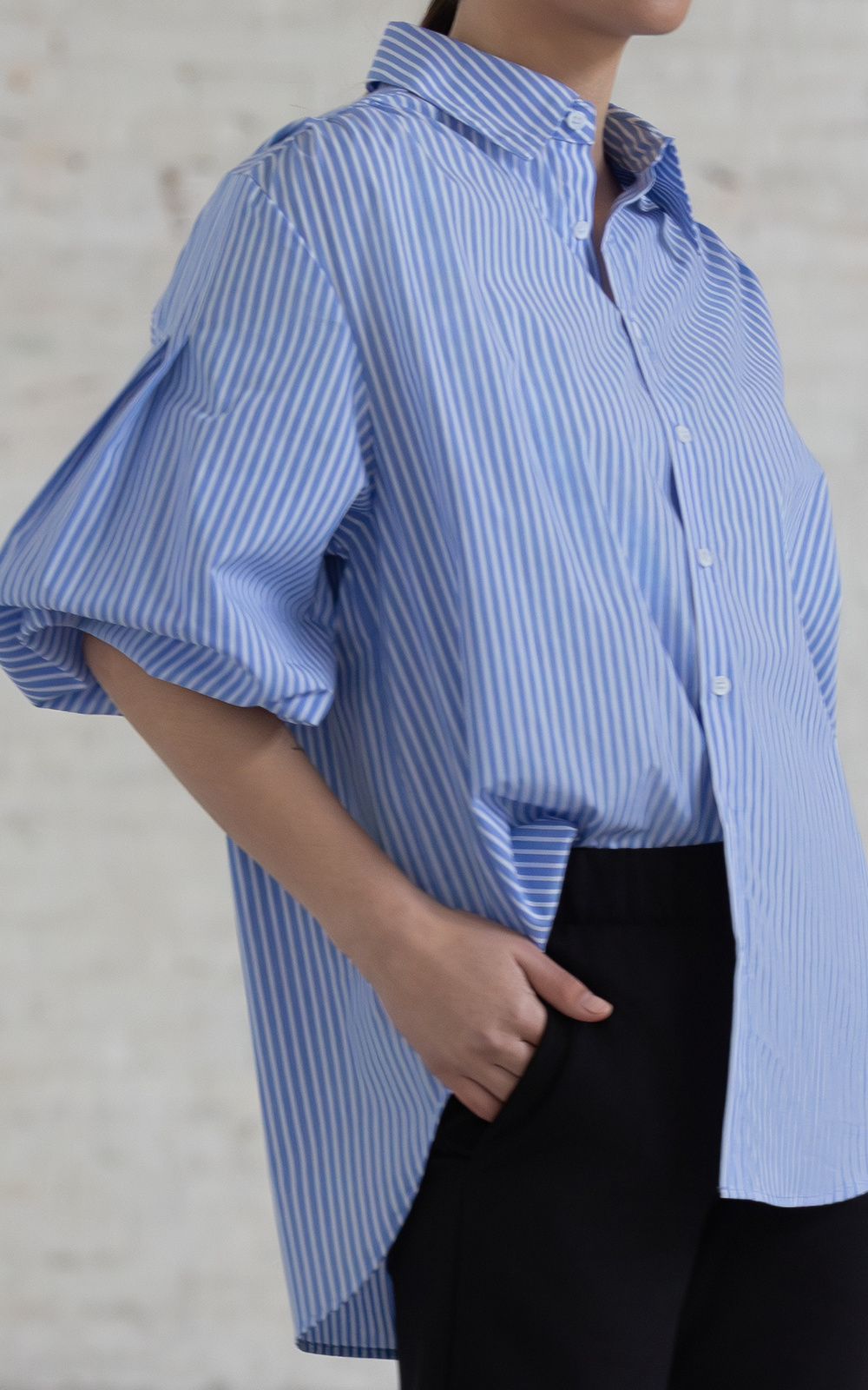 Studio Shirt In Blue Stripe product photo.