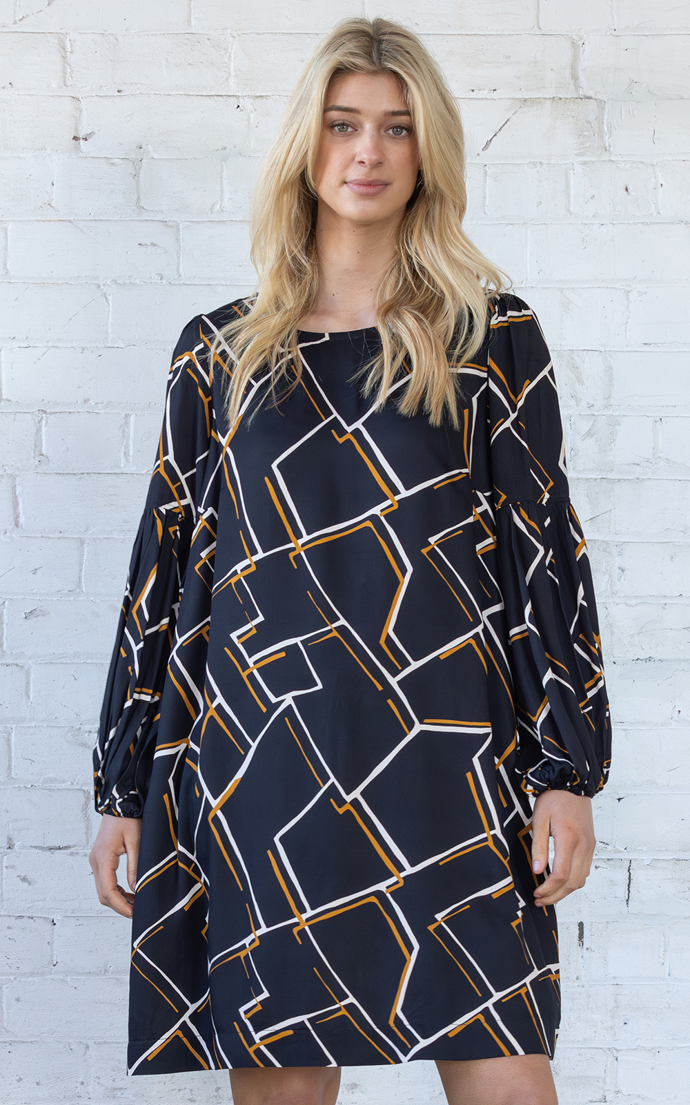 Vienna Dress In Abstract Grid product photo.