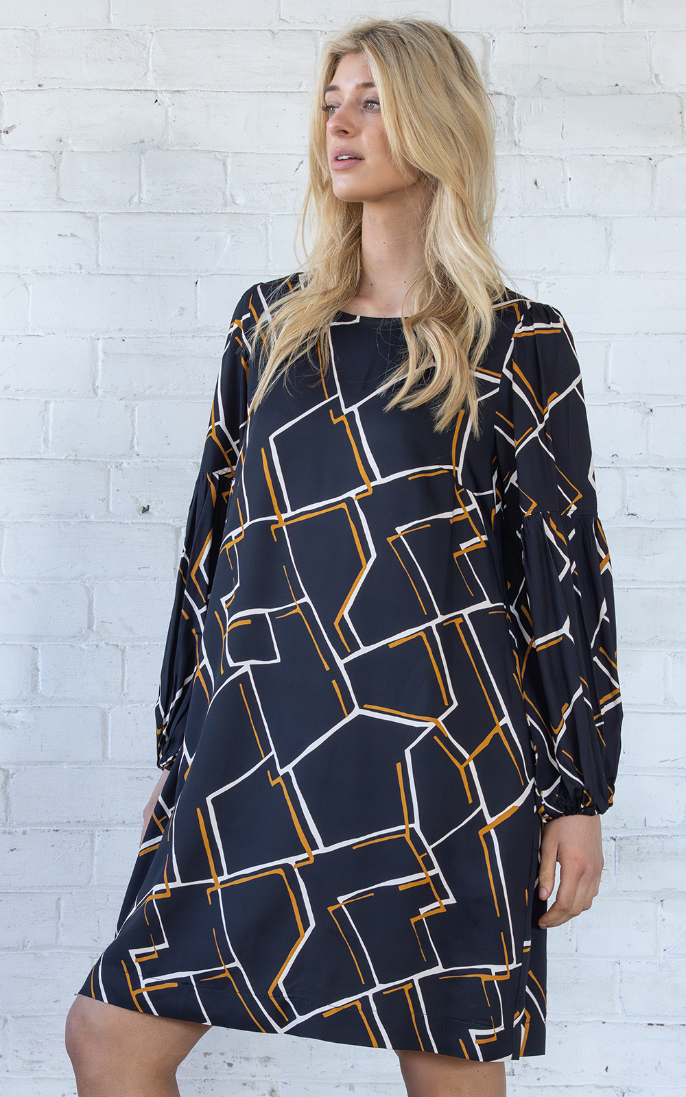 Vienna Dress In Abstract Grid product photo.