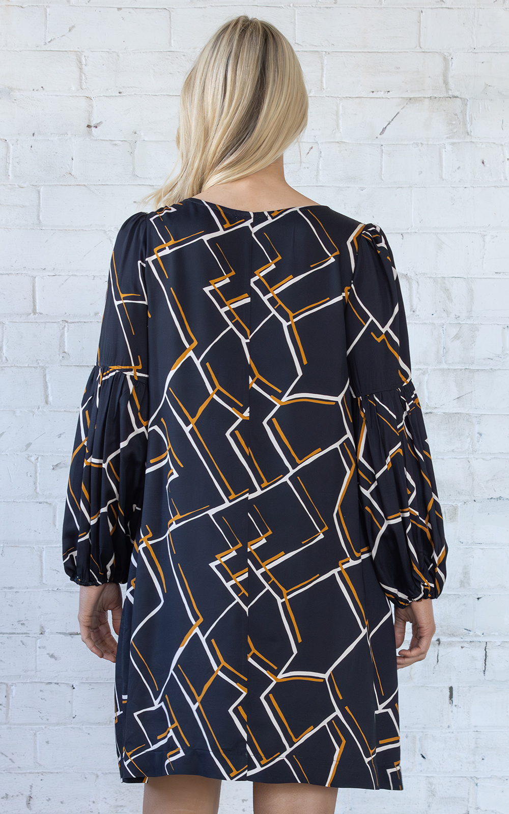 Vienna Dress In Abstract Grid product photo.