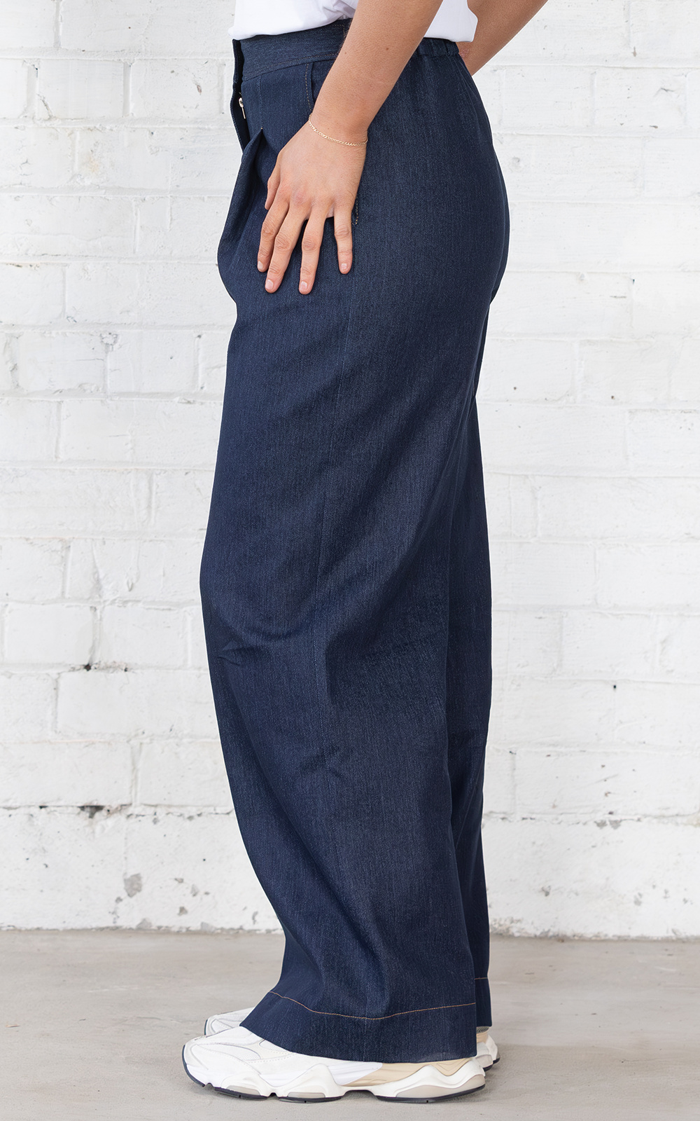 Pursuit Pant In Denim product photo.