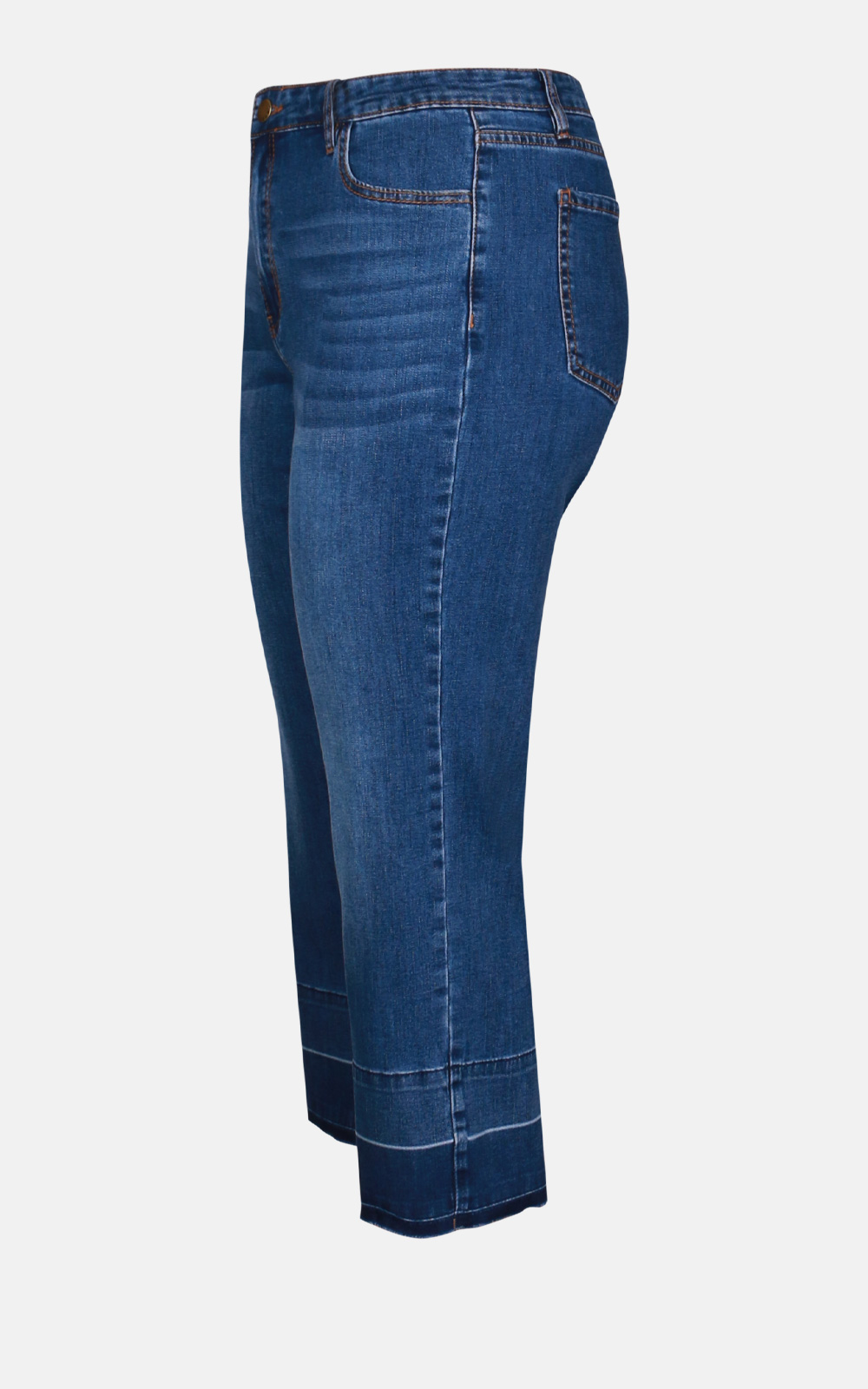 Crop Straight Leg Jean product photo.