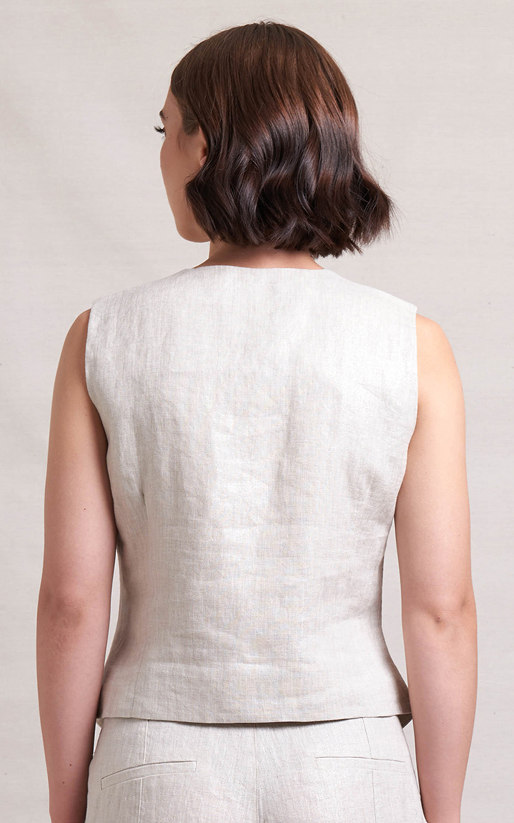 In Ore Vest product photo.