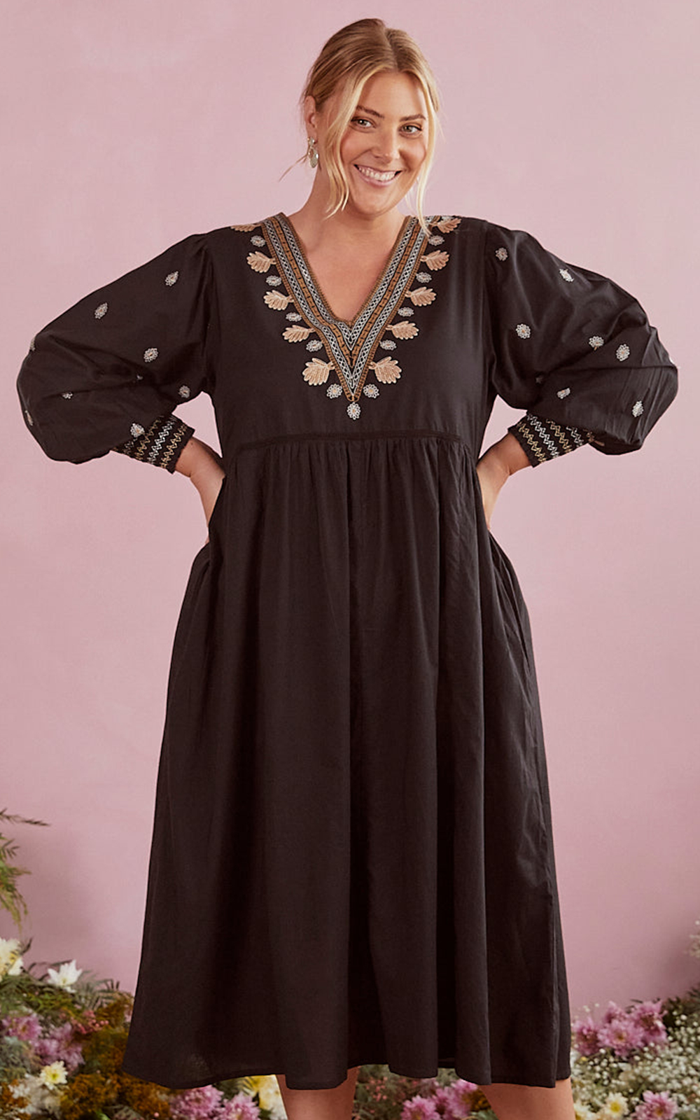 Sadie Embroidered Dress In Sanctuary product photo.