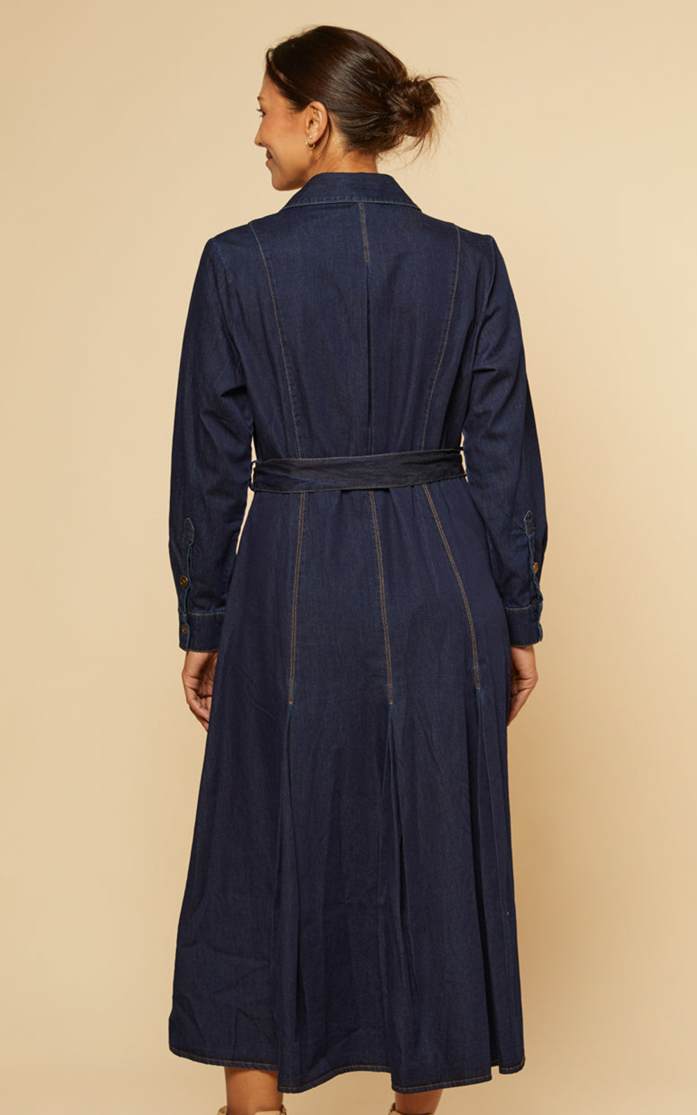 River Chambray Pocket Dress product photo.