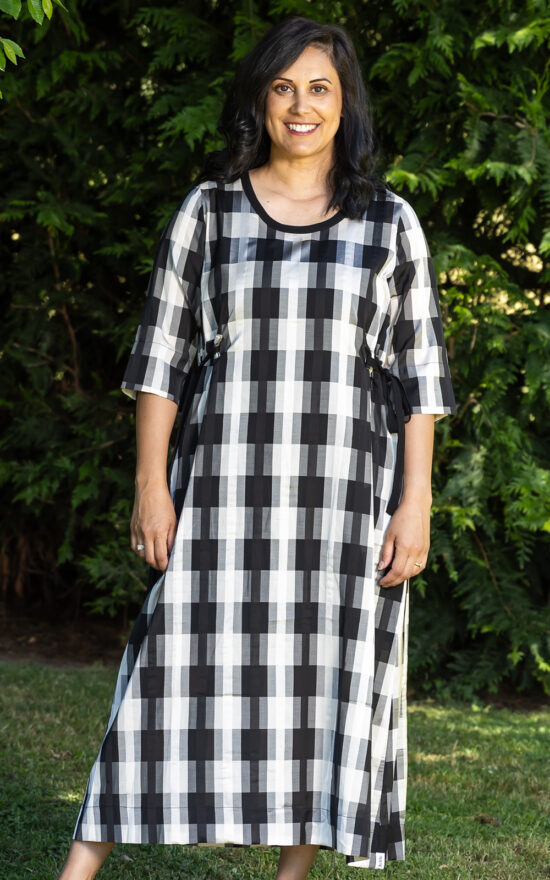 Version Dress Grid 6 product photo.