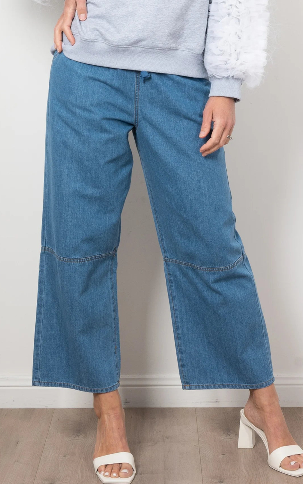 Kent Jeans product photo.