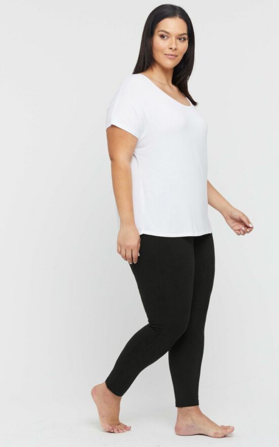 Soft Bamboo Legging product photo.