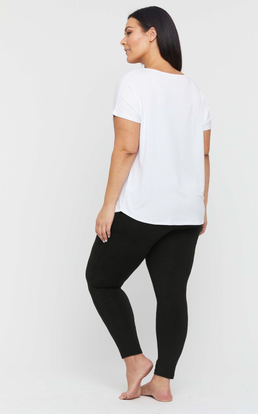 Soft Bamboo Legging product photo.