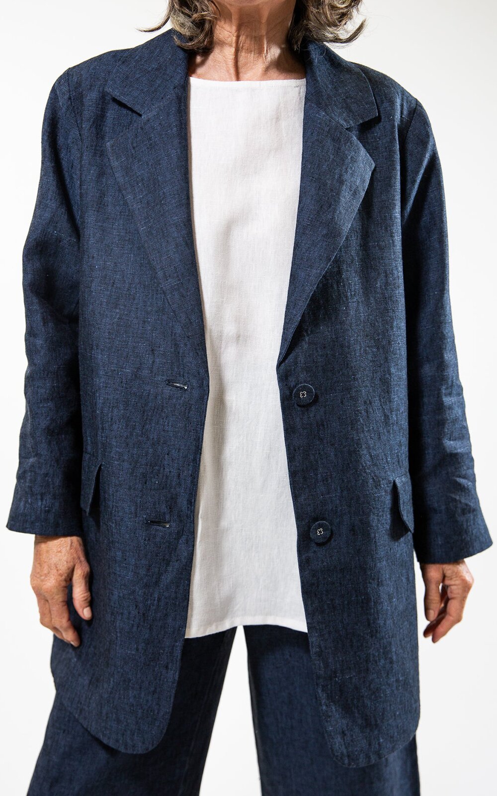 Izumi Blazer product photo.